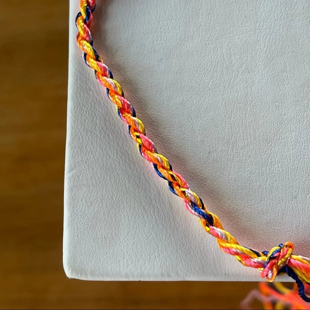 5/$25  5 star Rating Handmade friendship bracelets - Picture 6 of 7